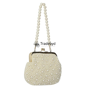 Accessoire de créateur élégant de sac à main de perle perlée pour les femmes parfait pour les magasins de boutique faits à la main par Tradebyd - Product Image 3