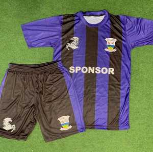 Vêtements de football pour hommes Vente en gros OEM Conception personnalisée Ensembles d'uniformes imprimés par sublimation Uniforme de football de couleur personnalisée - Product Image 4