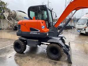 Mini pelleteuse hydraulique Doosan DX60 d'occasion moteur 5 tonnes bonne condition stock vente d'occasion - Product Image 3