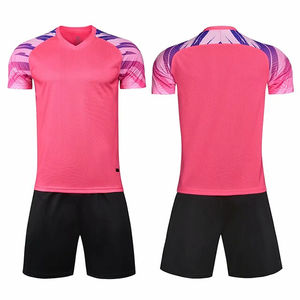 Conjunto de ropa de fútbol personalizada para hombres y niños Camiseta de fútbol de manga corta y chándal Ropa deportiva para niños y adultos - Product Image 3