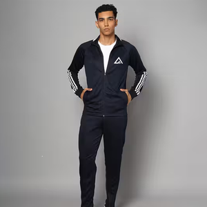 ชุดวอร์มกีฬาลายข้างแบบกำหนดเองคุณภาพสูง ผ้าฟลีซคอตตอน 100% ชุดเซ็ตแบบเรียบ ดีไซน์ 2-in-1 โดย Ako - Product Image 1