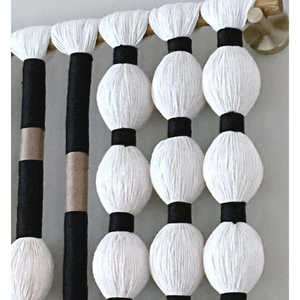 EL MAR Tapiz de Macramé Blanco y Negro, Hecho a Mano, Estilo Bohemio, Texturizado, Arte de Cuerda para Interiores Modernos, para Pasillos, Abstracto - Product Image 2