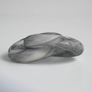 Sculpture de chaîne à maillons en marbre Brooksville Accent d'art en pierre moderne décoratif écologique - Product Image 2