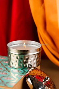 Hot Selling Silver Hammered Soy Wax <b>Candle</b> Jar for Home Decoration for Christmas New Year and Ramadan Available in <b>Bulk</b> - Product Image 2