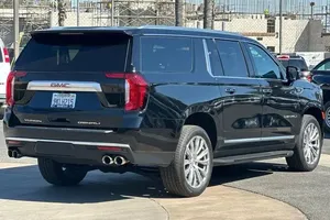 GMC Yukon XL Denali 2024 - Product Image 6