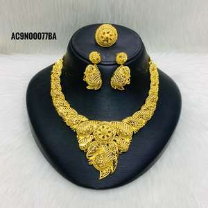 ENSEMBLE DE COLLIERS EN PLAQUÉ OR 1 GRAMME - Product Image 1