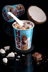 HAS Sweet Fried Instant Ramen Noodles <b>Cup</b> Wheat Flour Chocolate <b>Coconut</b> Flavour 80g 6-Minute Cooking 12 Months - Product Image 2