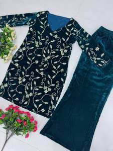 DESIGNER PARTY WEAR TOP DE TERCIOPELO VISCOSA PESADA CON PENT - Product Image 6