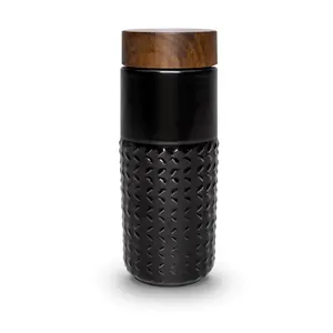 Vaso de cerámica Acera Liven One-O-One / Free Soaring elaborado con hermosos diseños Excelente técnica de grabado