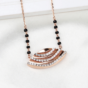 Exquisito collar hecho a mano para mujer con diamantes naturales de corte redondo brillante, oro rosa de calidad superior, moderno y asequible - Product Image 1