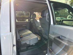 Ford F-350 Super Duty XLT Crew Cab 4WD 2012 - Product Image 4