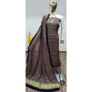 ผ้าโมดอลลายพิมพ์มือแบบอีโค่ ฟรีแลนด์ ซักได้ สำหรับตัดชุดทรงเอ สำหรับผู้หญิง - Product Image 1