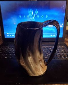 BUENA CALIDAD CUERNO DE BÚFALO TAZA GRANDE Artesanía Pulido Cuerno de vikingo Taza Producto de ágata de alta calidad Restaurante Beber - Product Image 3