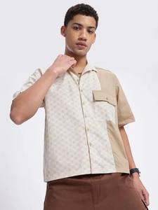 Camisa informal de algodón 100% para hombre, diseño estampado de ajuste extragrande, método de tejido de punto teñido transpirable y liso, suministro ODM - Product Image 3