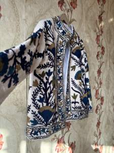 เสื้อแจ็กเก็ตปักลาย suzani ทำด้วยมือเสื้อโค้ทผ้าฝ้ายสั้นของผู้หญิงปรับแต่งได้ฟรีไซส์สำหรับฤดูใบไม้ร่วง - Product Image 5