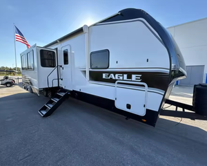 Autocaravana de Lujo Jayco E-a-g-l-e H-t 312BHOK 2025 2024 2026, Remolque de Viaje - Product Image 2