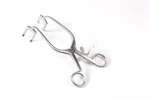 Retractores manuales de acero inoxidable de alta calidad Instrumentos veterinarios quirúrgicos de puntos afilados de 5,5" - Product Image 4