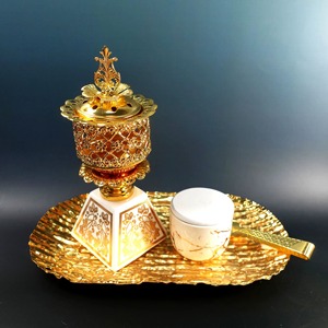 Haute qualité métal doré Bakhoor brûleur arabe encens métallique Design de luxe bol décoratif et brûleur - Product Image 3