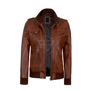 Sudadera con Capucha de Cuero para Mujer, Elegante, Informal, con Logotipo Frontal, Diseño Refinado, Construcción Duradera, Sensación Premium, Acabado Suave, Resistente al Viento - Product Image 4