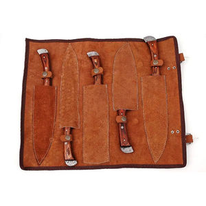 Juego de Cuchillos de Chef de Acero de Damasco Hechos a Mano en Varios Tamaños con Mangos de Madera Ambidiestros de Alta Durabilidad para Preparación de Alimentos y Exportación - Product Image 5