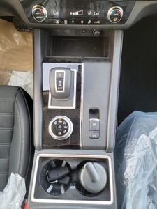 Mitsubishi Outlander 4WD รถใหม่รุ่น SUV 2.5L เบนซินอัตโนมัติ0กม. รุ่นเขตร้อนสุดหรูไม่ได้ลงทะเบียน Ref 3225ซ้าย - Product Image 6