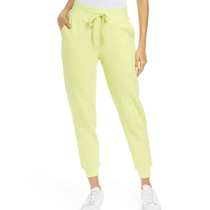 Pantalons de survêtement d'hiver personnalisés pour femmes avec taille élastique, devant plat, poches latérales, fabriqués au Pakistan, prix de gros - Product Image 1