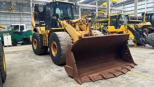 Chargeuses sur pneus Caterpillar 966H d'occasion à vendre - Product Image 2