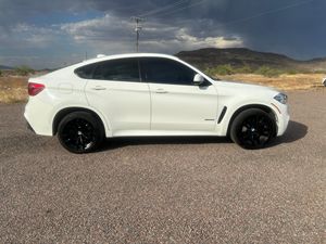 BMW X6 XDrive50i M Sport 2019, SUV V8 biturbo non modifié, transmission automatique, sièges en cuir gauche, régulateur de vitesse adaptatif, pneus R20, transmission intégrale, éclairage - Product Image 6
