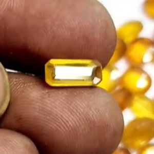 ไพลินสีเหลืองทอง93ชิ้นของกรุงเทพฯพลอยสีเหลืองทรงวงรีเหลี่ยมขนาด8มม.-11มม. 265 CTS Lot iroc ขายดีพลอยสีเหลืองแบบหลวม $เรา243 - Product Image 4