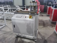 Panneau de plafond en PVC de haute qualité WPC PE panneau de revêtement de mur intérieur platelage profil de sol faisant des machines ligne d'extrusion