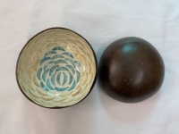 Tazón de Cáscara de Coco Moderno con Diseño de Rosas Multicolor Pulido de Alta Calidad, Certificado CE, Ecológico, OEM, Superventas en Alibaba 2025