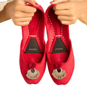 รองเท้าคุสซ่าผู้หญิง วัสดุกำมะหยี่ พื้นรองเท้าหนังแท้กันลื่น ทำมือ งานสั่งทำพิเศษ คุณภาพสูง ดีไซน์แฟชั่น มีสินค้าพร้อมส่ง - Product Image 1