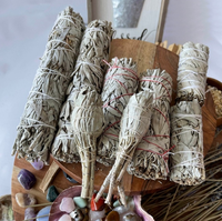 Crumblures de sauge blanche pour fumigation |   Herbe naturelle biologique et écologique pour la purification des espaces, l'aromathérapie et la purification spirituelle