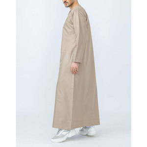 Bon prix haute qualité hommes Thobes Jubbah 2023 vente en gros musulman islamique arabe vêtements hommes Jubba à vendre - Product Image 3