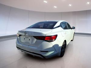 Sonido del motor del Nissan Sentra SV FWD Sedán 2025 con transmisión CVT, 149 HP, 2L I4 - Product Image 5