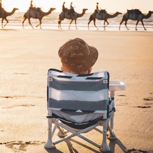 Chaise d'alimentation pour tout-petits OEM pour les voyages en plein air, logo personnalisé, vente en gros, chaise pliable portable pour enfants, bébé, plage, camping avec table - Product Image 1