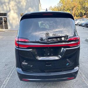 EXCELENTE ESTADO 2022 Chrysler Pacifica Hybrid Touring L 2022 - Product Image 3