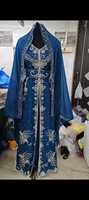 Robe de soirée caftan au sol fabriquée à la main tissu Georgette brodé avec décoration de perles de paillettes de cristal
