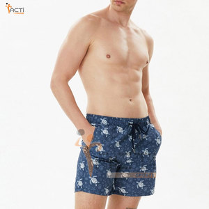 Pantalones cortos informales para hombre en blanco de secado rápido con logotipo personalizado de nuevo diseño - Product Image 5