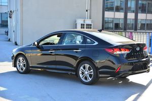 Usado LHD/RHD 2019 Hyundai Sonata Limited FWD - Product Image 2