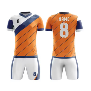 Uniforme de football par sublimation en gros 2025, maillot de football multicolore personnalisé, uniforme de football à col en v en tissu respirant pour hommes - Product Image 1