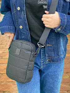 Riñonera Unisex de Alta Calidad, Personalizable, con Diseño de Correa de Cintura y Bandolera, Moderna e Impermeable - Product Image 6