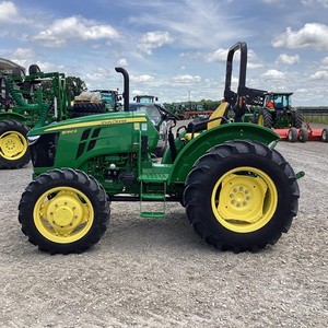 2023 JOHNN DEERE 5060E | Nuevos tractores agrícolas John Deere listos para enviar Tractor agrícola John Deere con implementos para la venta - Product Image 2