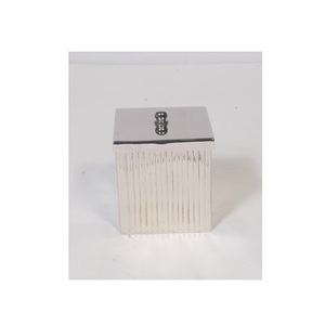 Bon marché Prix Carré Meilleurs cubes de cire de soja parfumés Conteneurs de fond Cire fond de haute qualité Fini design classique en gros - Product Image 1