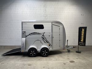 Top Rated High Quality Cheap 17 Horse Trailer with 6440 Lbs. Payload 17x66x7 Dimensions - Product Image 4