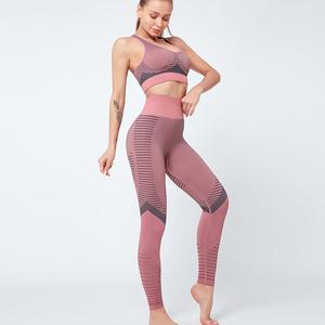 Combinaison de yoga pour femmes, dernier design, deux pièces, unie, coupe ajustée, haut de danse, collants, legging, gymnase, élastique, extensible, 100% coton - Product Image 1