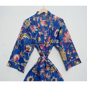 Kimono de Talla Única con Estampado Floral, Hecho a Mano en Jaipur, Bata de Algodón, Cómoda, Larga, Informal, para Playa o Ducha - Product Image 3