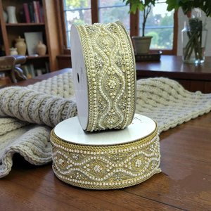 ลูกไม้ปักเลื่อมกำมะหยี่แบบสั่งทำพิเศษ เป็นมิตรกับสิ่งแวดล้อม ประดับด้วยเลื่อมระยิบระยับ ลายดอกไม้ สไตล์วินเทจ สำหรับชุดเจ้าสาว - Product Image 3