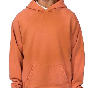 Sudadera con Capucha Unisex Personalizable con Bolsillo Canguro, Ideal para Diseños Personalizados y Atuendos Casuales - Product Image 1