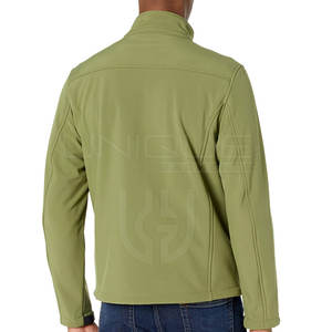 Venta caliente Chaqueta Softshell Nueva moda Hombres Chaqueta Softshell Chaqueta de invierno Softshell de gran tamaño para hombres - Product Image 3